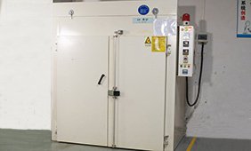 Oven